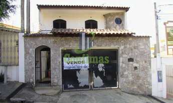 Imagem: Belíssima casa, 4 Dorm, sendo uma Suíte