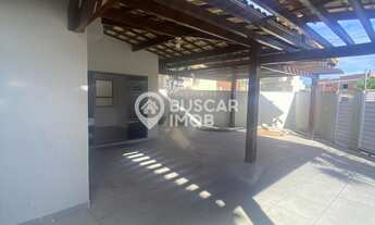 Imagem 4: CASA COM 4/4 NA PRISCILA DUTRA