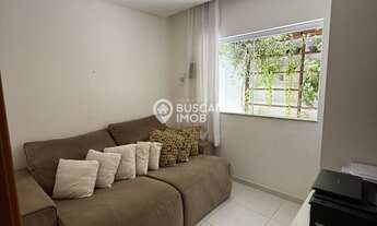 Imagem 6: CASA COM 4/4 EM IPITANGA