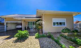 Imagem: Casa na Enseada de Brito, Palhoça/SC, 3Dorm1Suíte