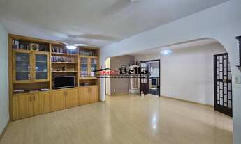 Imagem 7: Casa à venda em localização privilegiada: 3 quartos, 1 suíte, 370m² de área - Imperdível!