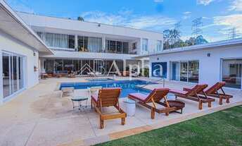 Imagem: Mansão mobiliada a venda no Residencial