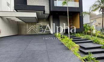 Imagem 2: Casa de alto padrão a venda no Residencial Alphaville 0 em Barueri - SP