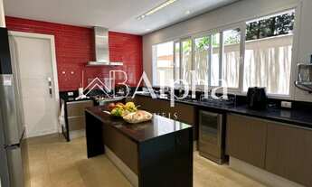 Imagem 7: Casa de alto padrão mobiliada a venda no Residencial Alphaville 1 em Barueri - SP