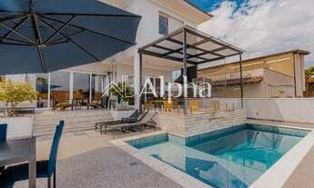 Imagem 2: Casa mobiliada a venda no Residencial Alphaville 6 em Santana de Parnaíba - SP