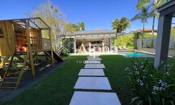 Imagem 2: Casa de alto padrão à venda no Residencial Alphaville 1