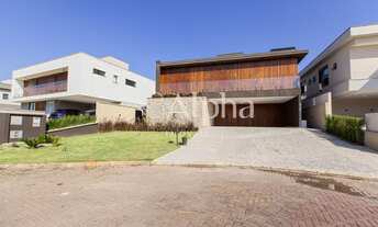 Imagem 2: Casa mobiliada a venda no Residencial Tamboré 11 em Santana de Parnaíba - SP