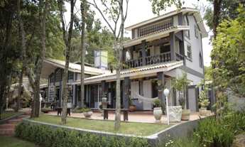 Imagem 2: Impecável casa em condomínio à venda em Mairiporã-SP, no bairro Sausalito. 4 quartos, 4 su