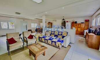 Imagem 3: Casa ampla e excelente à venda em Porto Alegre-RS, bairro Vila Nova: 3 quartos, 3 suítes