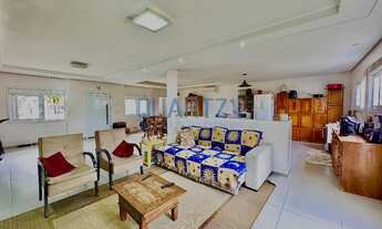 Imagem: Casa ampla e excelente à venda em Porto