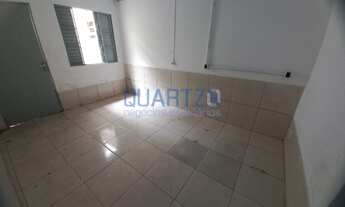 Imagem 5: CASA COMERCIAL NO BOM FIM COM 70M2 3 SALAS E PÁTIO IDEAL PARA QUALQUER ATIVIDADE COMERCIAL