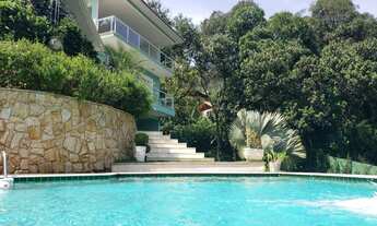 Imagem: Casa de Luxo em Condomínio na Serra da