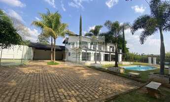 Imagem 2: Luxuosa casa em condomínio na Serra da Cantareira, Mairiporã-SP: 4 quartos, 4 suítes, 4 sa
