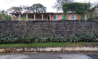 Imagem 3: Casa térrea à Venda em Serra da Cantareira com 4 Quartos, 1 Suíte, 3 Salas, 4 Banheiros, 3
