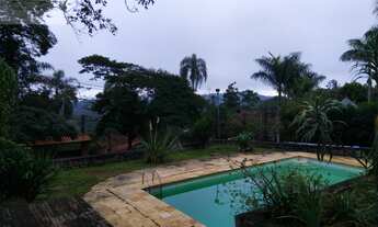 Imagem 1: Casa térrea à Venda em Serra da Cantareira com 4 Quartos, 1 Suíte, 3 Salas, 4 Banheiros, 3