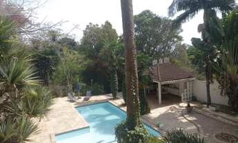 Imagem 3: Magnífica residência de luxo na Serra da Cantareira: 4 quartos, 4 suítes, 5 salas, 10 banh