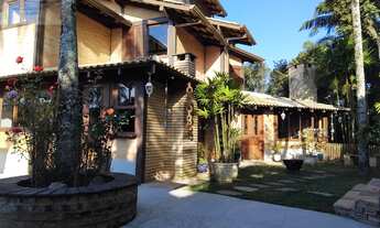 Imagem 2: Casa à venda na Serra da Cantareira-SP, Parque Petrópolis Paulista: 3 quartos, 3 suítes, 3