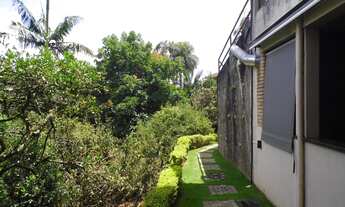 Imagem 3: Luxuosa Casa à Venda em Mairiporã-SP, Parque Teresópolis: 4 quartos, 1 suíte, 3 salas, 4 b