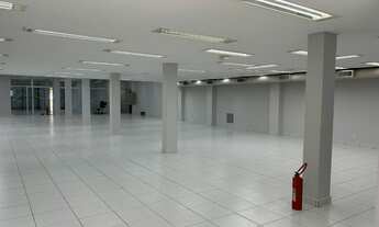 Imagem: Prédio Comercial Galpão Venda, 995m²