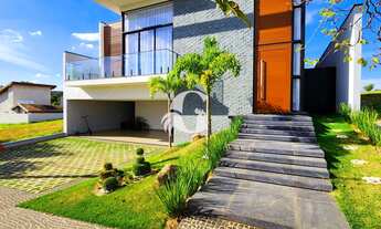 Imagem: Luxuosa casa em condomínio à venda em