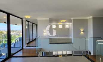 Imagem 3: Casa de luxo em condomínio: 4 quartos, 4 suítes, 4 salas, 7 banheiros, 6 vagas de garagem