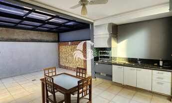 Imagem: Casa de luxo no Condomínio Santa Mônica