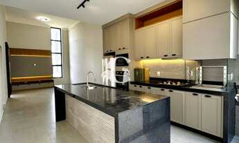 Imagem: Casa de alto padrão no Condomínio Santa