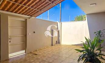 Imagem 2: Imóvel de alto padrão no Jardim Santo Antônio: 3 quartos, 1 suíte, 3 salas, 3 banheiros, 4