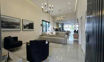 Imagem: Imponente Casa em Condomínio à Venda em