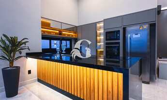 Imagem 2: Casa em Condomínio à Venda em Holambra-SP: 2 Quartos, 2 Suítes, 3 Salas e 4 Vagas de Garag