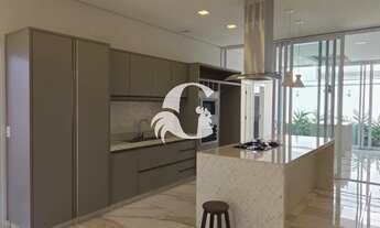 Imagem: Imperdível Casa em Condomínio à Venda