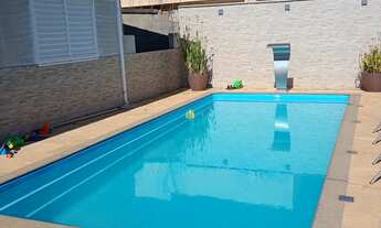 Imagem 3: Casa Espaçosa à Venda no Bairro Fernão Dias, Esmeraldas - 3 Quartos, Suíte, Área Gourmet