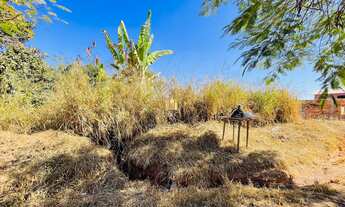 Imagem 2: Lote à Venda no Bairro Fernão Dias, Esmeraldas - 450m² em Local Tranquilo, R$ 75.000