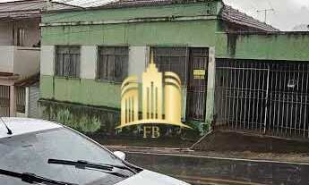 Imagem 3: Imperdível casa à venda no Centro de Santo Antônio do Monte-MG: 4 quartos, 1 sala, 1 banhe