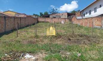 Imagem: Terreno à venda em Esmeraldas-MG, bairro