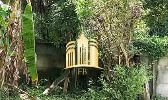 Imagem 2: Casa à venda em Esmeraldas-MG, bairro Novo Retiro: 2 quartos, 1 sala, 1 banheiro, 2 vagas