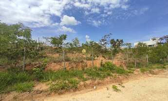 Imagem: Terreno à venda em Esmeraldas-MG no bairro