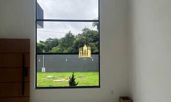 Imagem 7: Casa 3 Quartos com Suíte - 180m² - Sala com Pé Direito Duplo - 5 Vagas - Acabamento Premiu