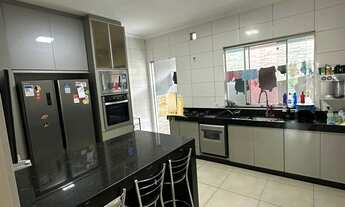 Imagem: Casa de Alto Padrão 3 Quartos Suíte Closet