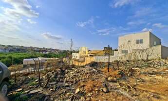 Imagem: Lote à Venda no Bairro São Pedro em Esmeraldas