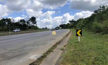 Imagem 3: Oportunidade única: Terreno de 27.000m² à venda na Florida, Esmeraldas-MG! Margens da BR-0