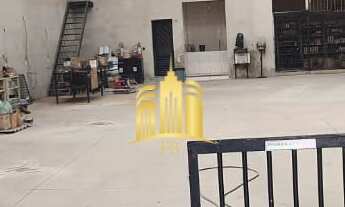 Imagem 5: Galpão Comercial à Venda em Esmeraldas-MG, Bairro São Pedro: 6 Salas, 4 Banheiros, 360m² d