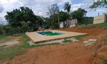 Imagem: Lindo Sítio à Venda no Condomínio Topázio