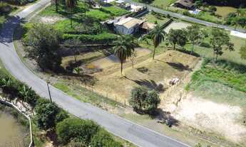 Imagem: Terreno Excepcional à Venda no Condomínio