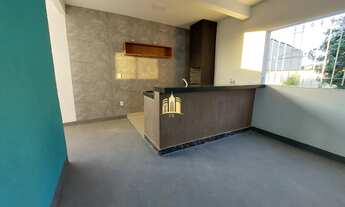 Imagem 2: Casa à venda em Esmeraldas-MG, bairro São Pedro: 2 quartos, 3 salas, 2 banheiros, 3 vagas