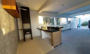 Imagem: Casa à venda em Esmeraldas-MG, bairro São