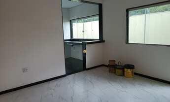 Imagem: Casa à venda em Esmeraldas-MG, bairro Floresta