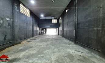 Imagem 4: Bom Retiro, Gapãp com 211m², pé direito duplo, pronto para uso