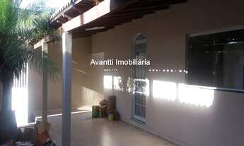 Imagem 3: Casa à venda no Bairro Alto Umuarama com 3 quartos