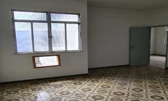 Imagem 3: R. Pedro Lessa, Olavo Bilac, Apto com 2 quartos, sala, cozinha, banheiro e área de serviço